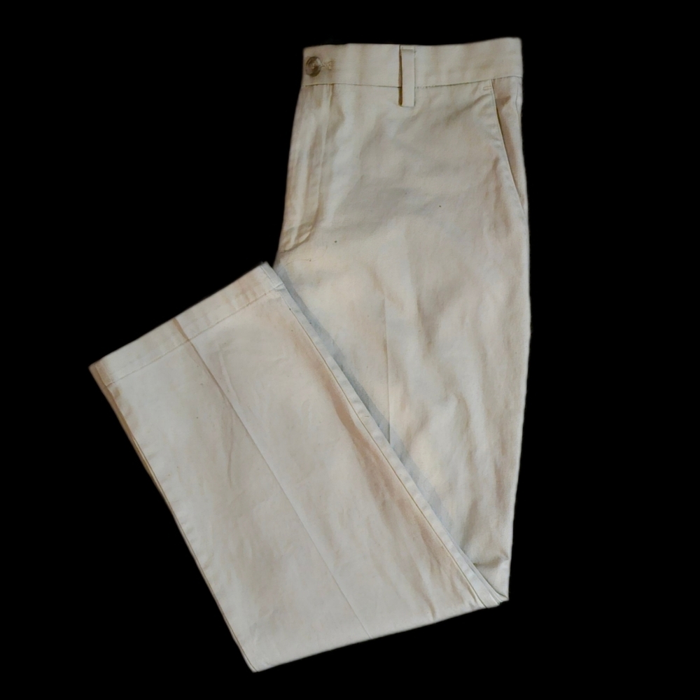 Men's Dockers Signature Khakis, Classic Fit, Flex comfort- Tan 32W X 30L - Picture 5 of 5